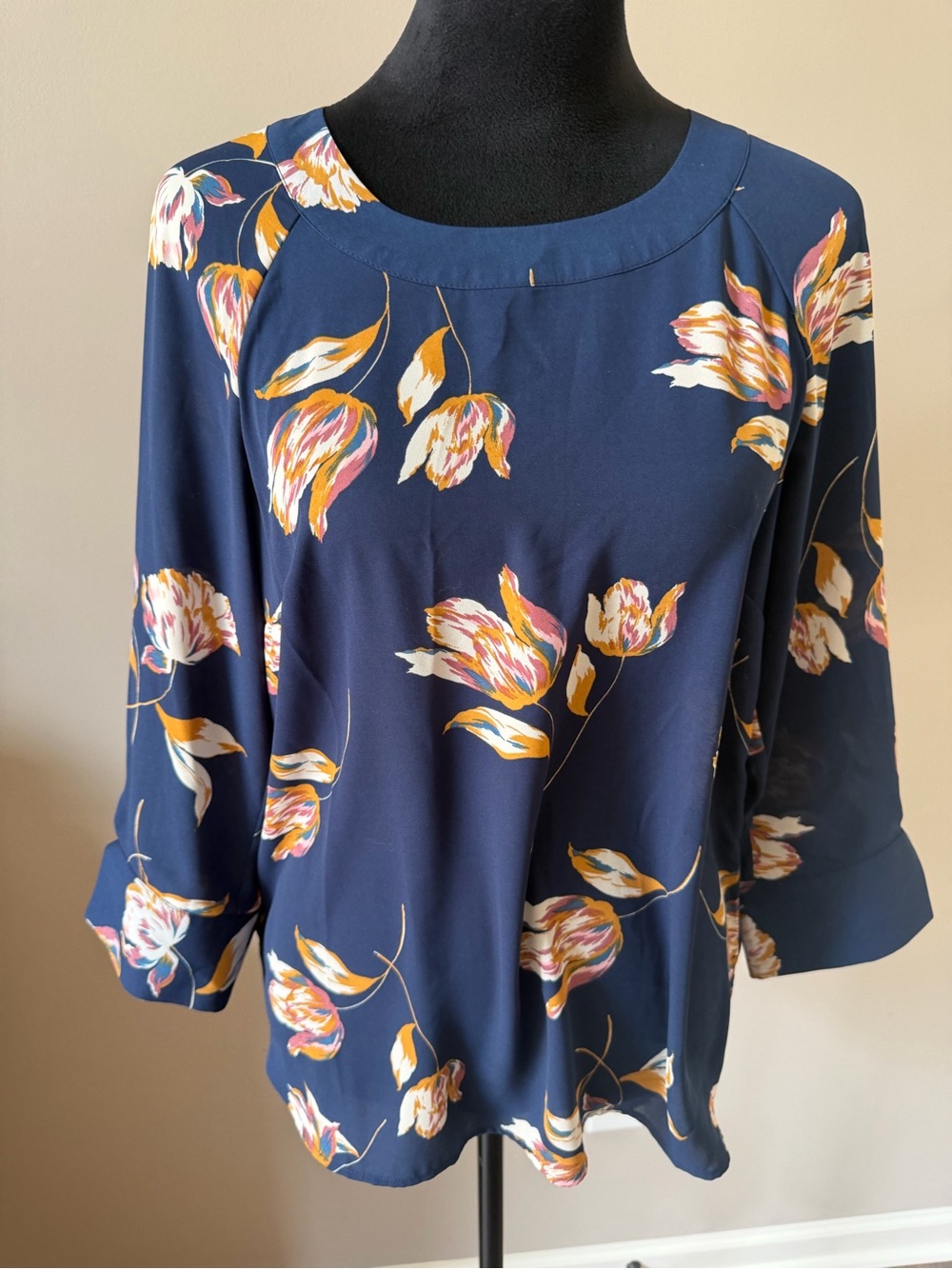 Daniel Rainn Navy Floral Scoop-Neck 3/4 Sleeves Blouse NEW w/Tags!